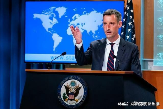 爱游戏-包含圣保罗俱乐部与弗莱堡俱乐部就球员转会展开磋商的词条