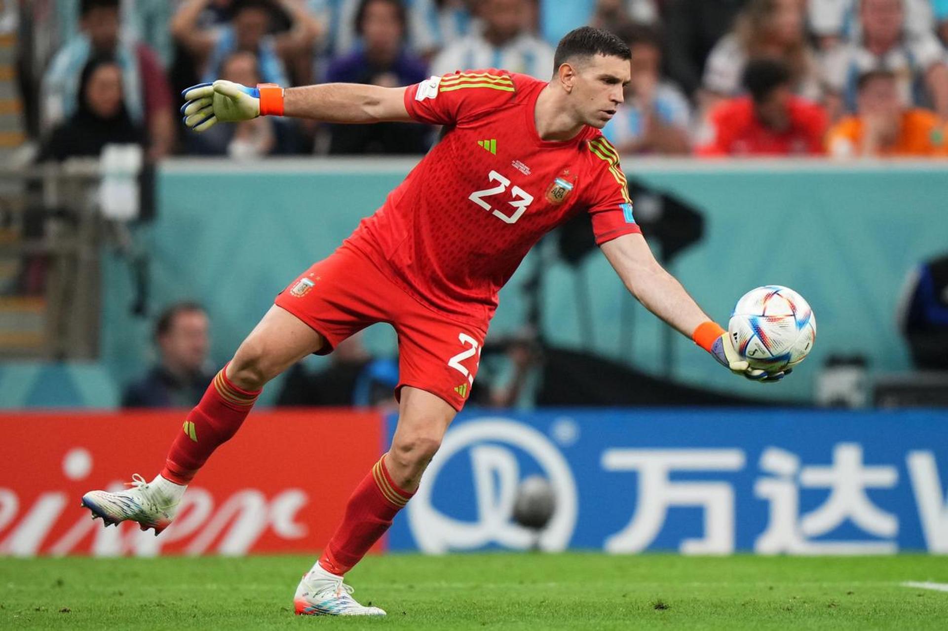 爱游戏APP-包含精彩对决：球员们如何在比赛中斗智斗勇？的词条