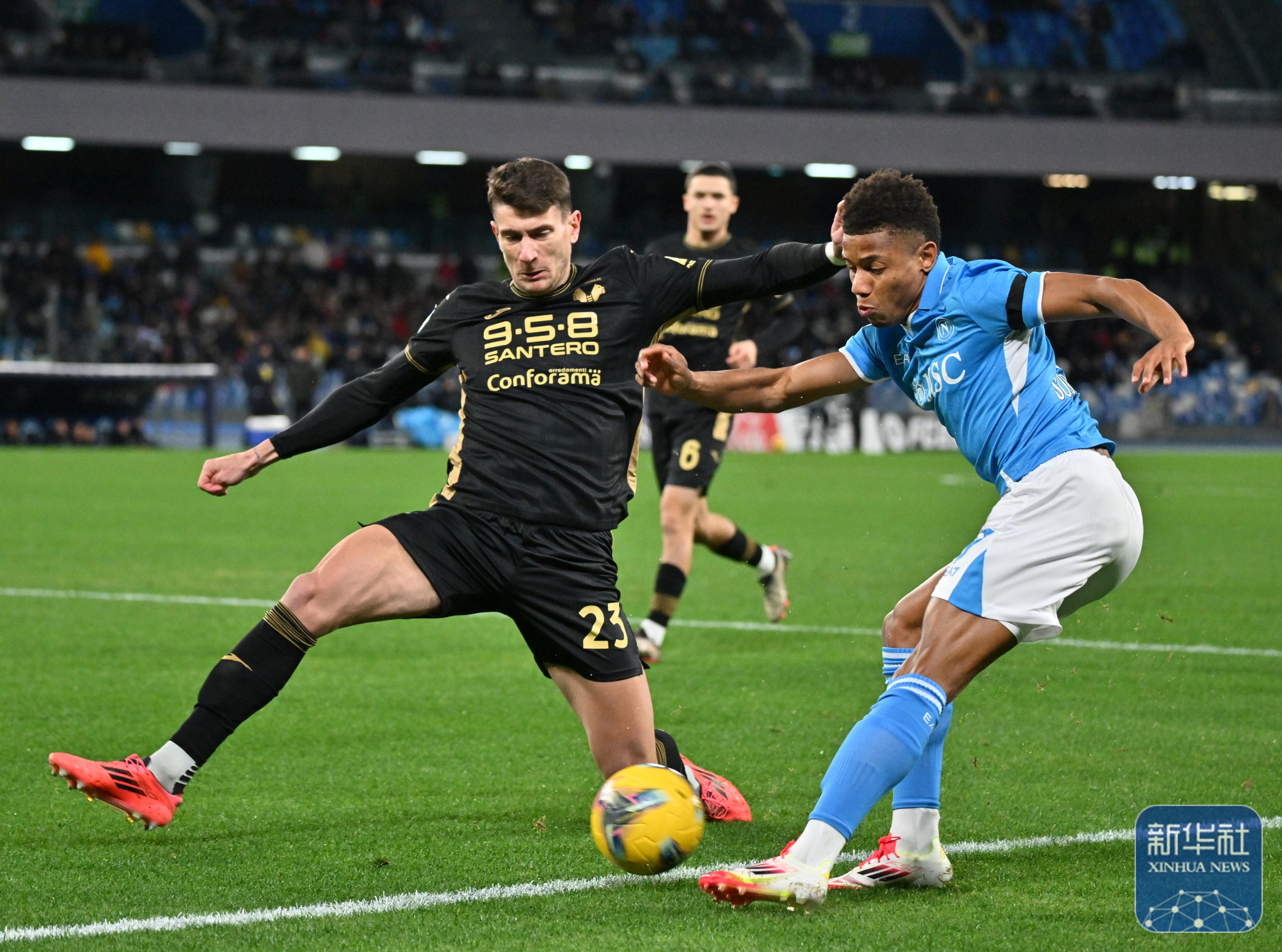 意甲球员因在比赛中不当言行被禁赛 意甲球员因在比赛中不当言行被禁赛