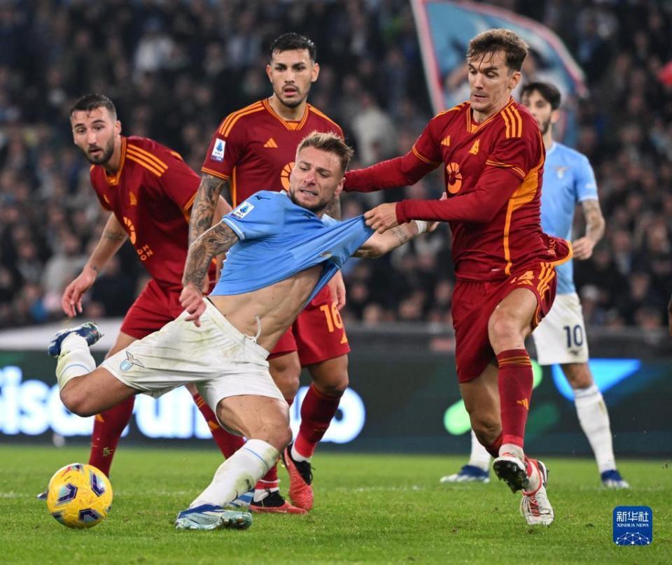 罗马队在周末意大利联赛中取得胜利 罗马队在周末意大利联赛中取得胜利