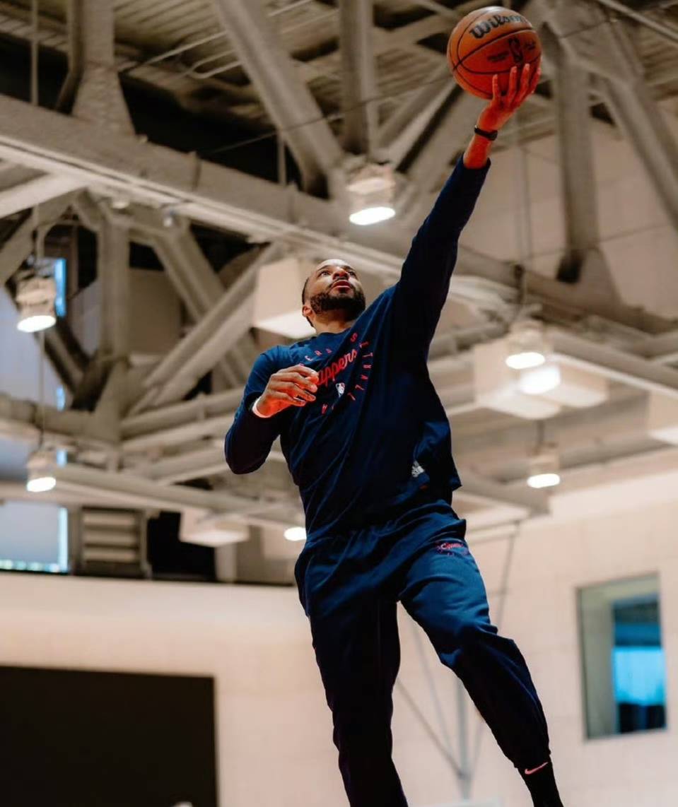 快船队球员努力训练,期待下一场胜利的简单介绍 快船队球员努力训练,期待下一场胜利的简单介绍