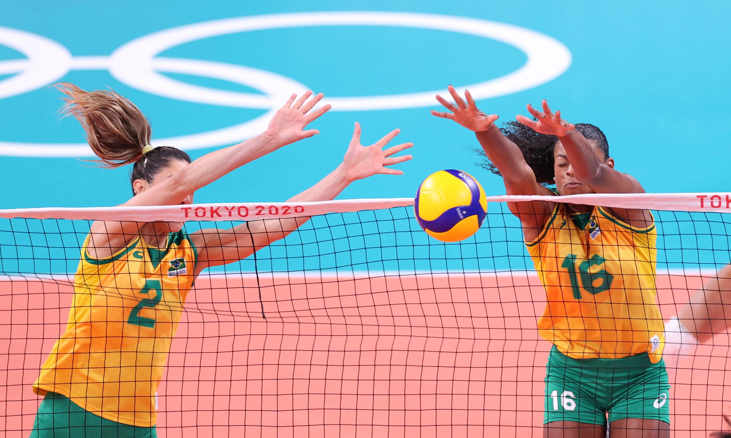 巴西排球队成功晋级女子半决赛