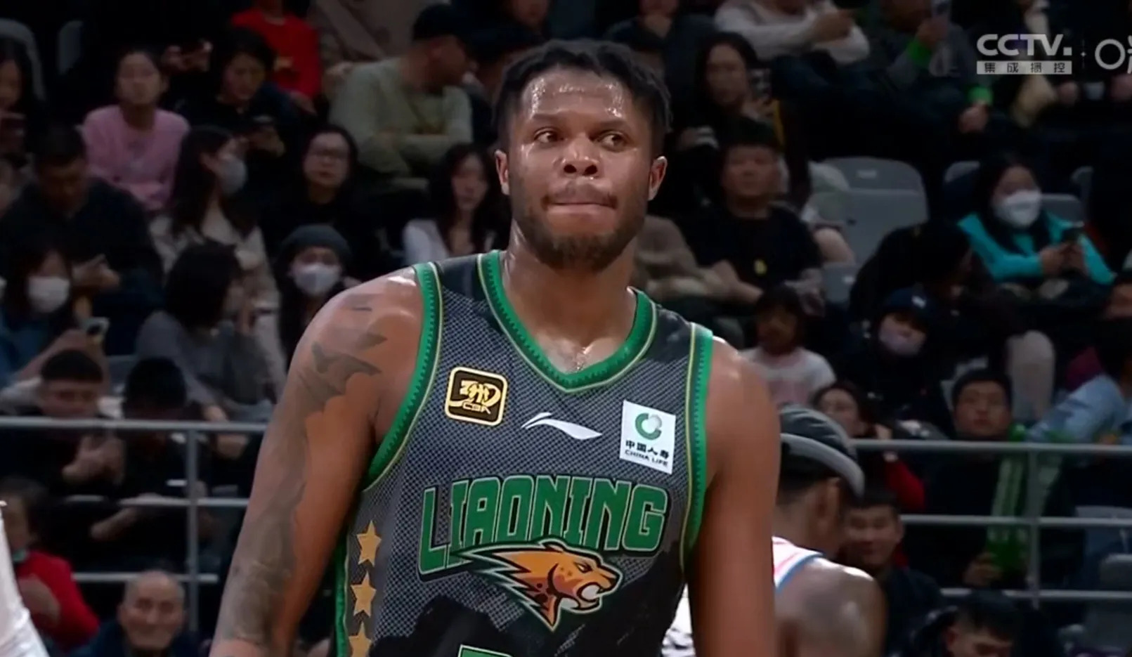 辽宁队强势登顶,一路踩着对手取得五连胜 辽宁队强势登顶,一路踩着对手取得五连胜