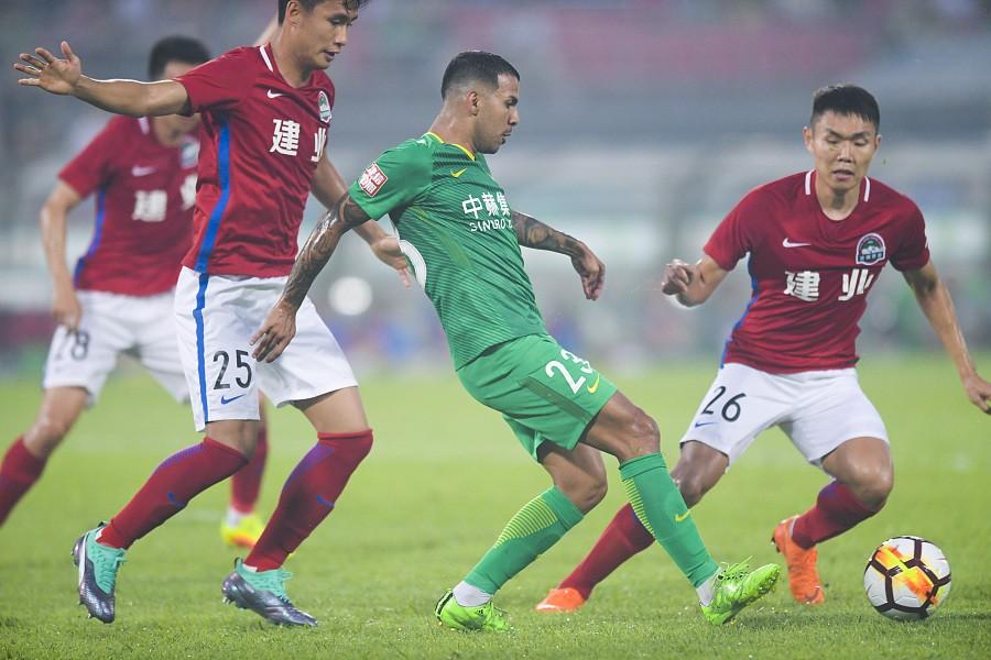 北京国安挑战恒大保住榜首位置