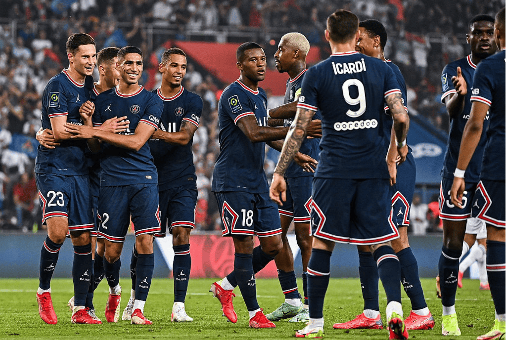巴黎圣日耳曼全队发挥出色，提升法甲榜首位置的简单介绍