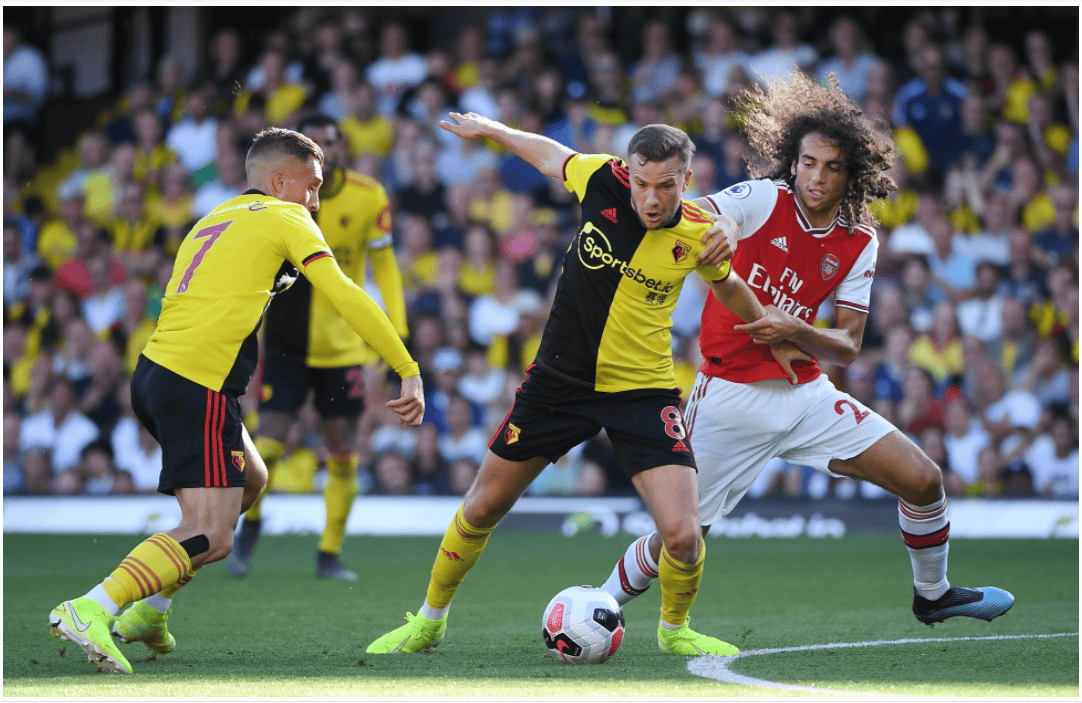 关于防线坚不可摧:堡垒般的防守,为球队稳操胜券的信息 关于防线坚不可摧:堡垒般的防守,为球队稳操胜券的信息