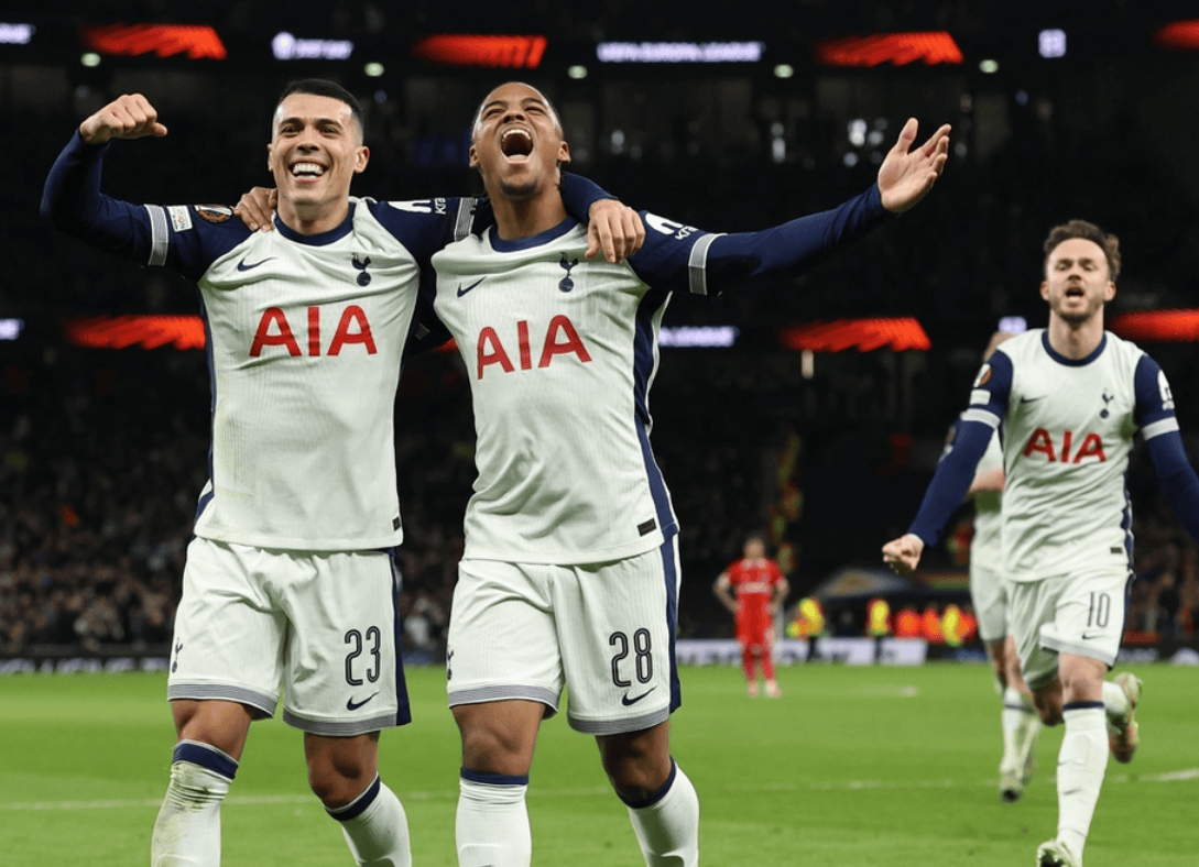 关于英超劲旅争相引援,冬季转会市场活跃的信息 关于英超劲旅争相引援,冬季转会市场活跃的信息