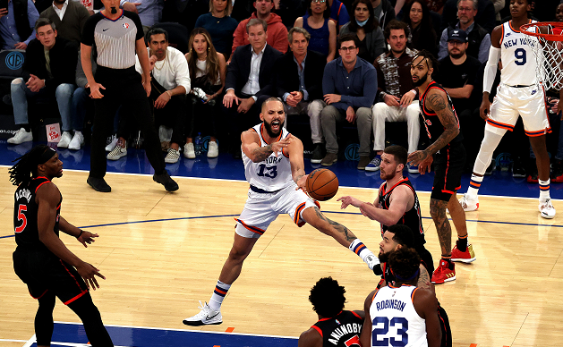 关于猛龙继续保持领跑，豪取八连胜的信息