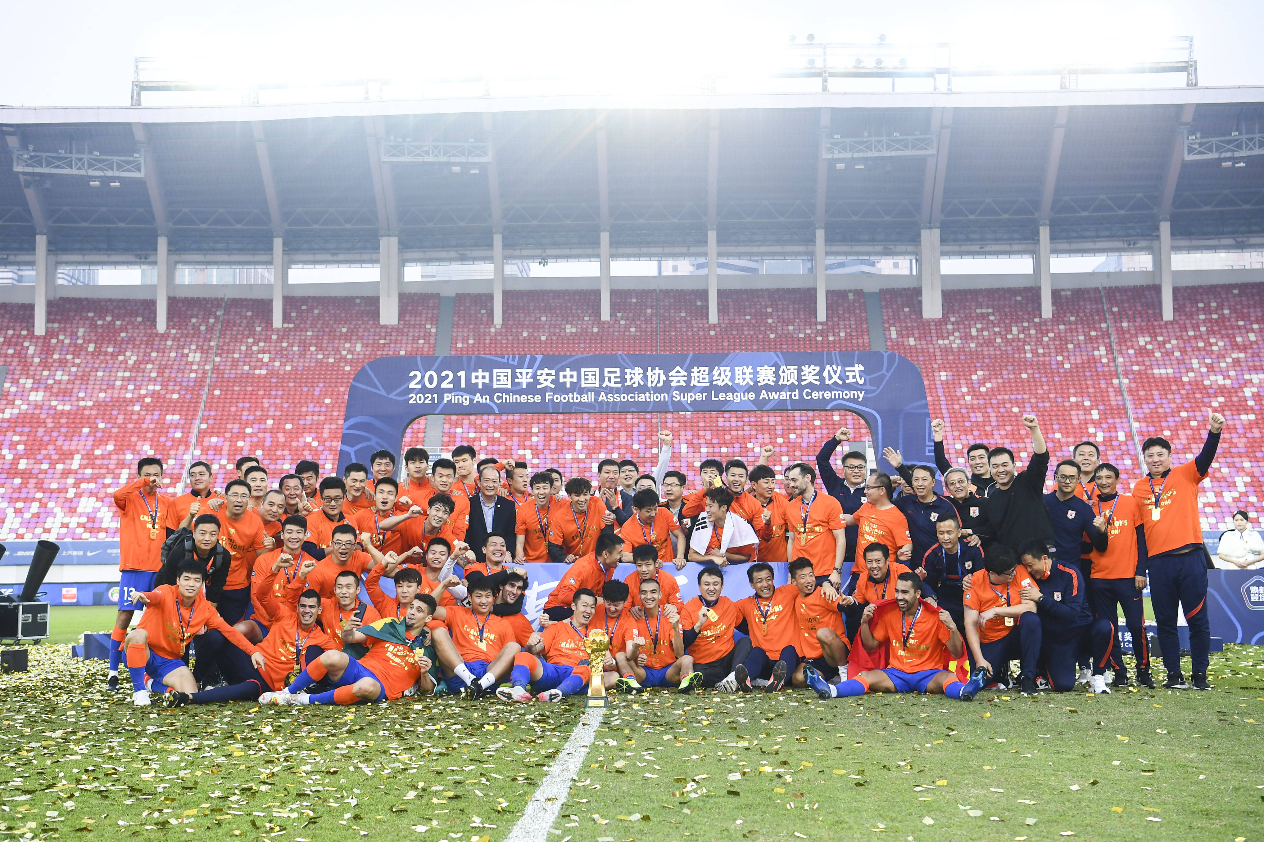 莱斯特城展现统治力量,球迷纷纷点赞 莱斯特城展现统治力量,球迷纷纷点赞