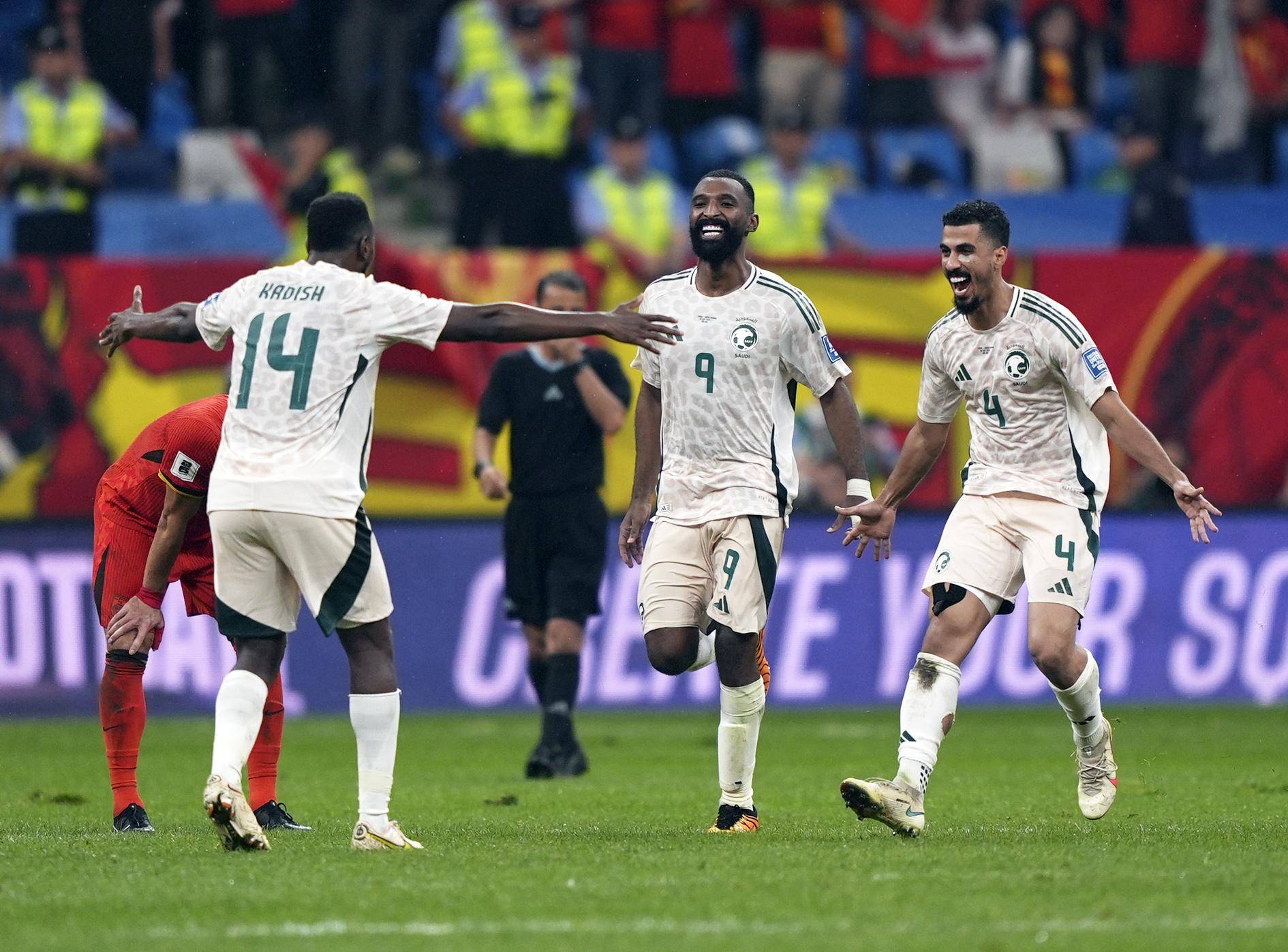 亚洲足球大赛吸引国际球星参加 亚洲足球大赛吸引国际球星参加