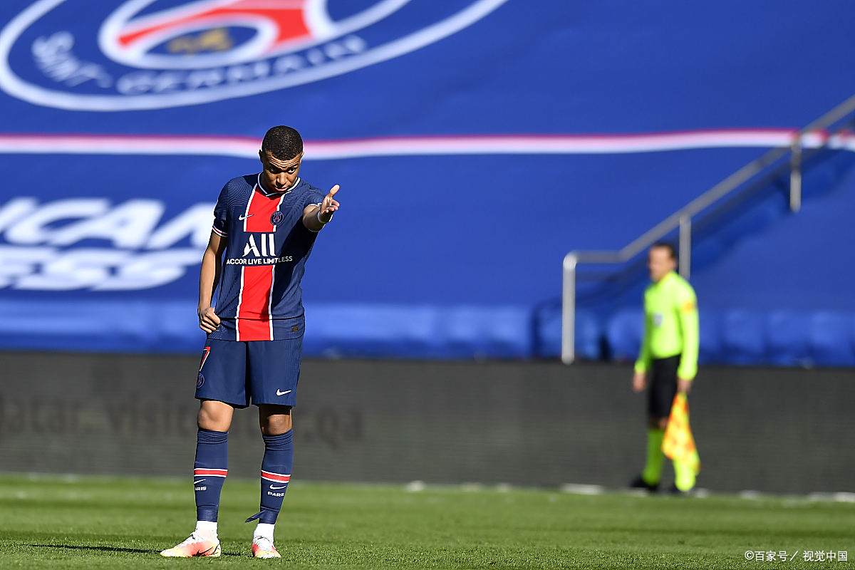 法国队在友谊赛中完胜对手，实力超群