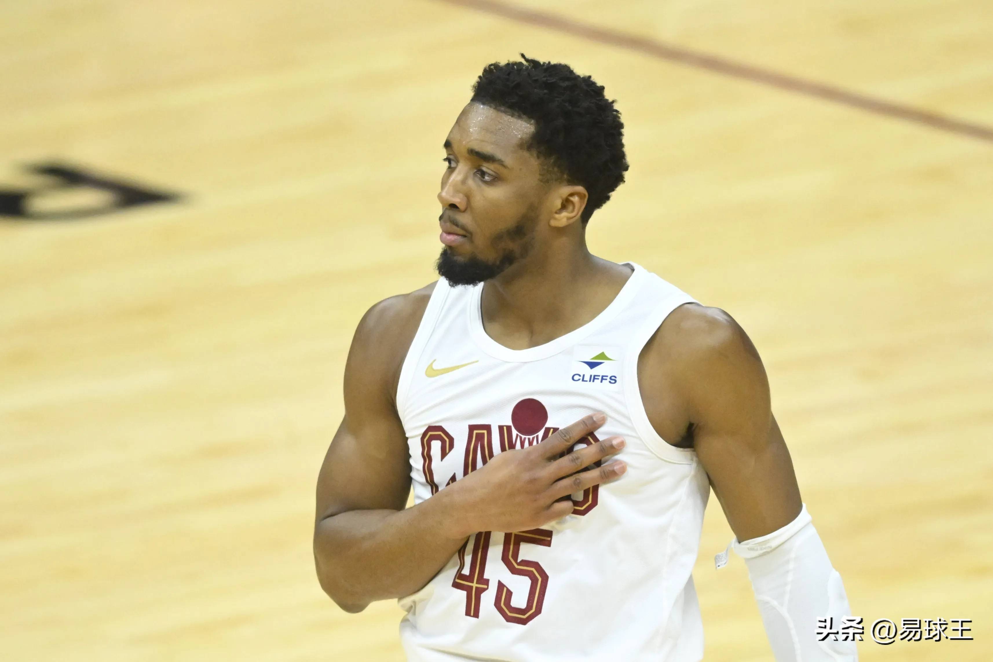 关于太阳大胜魔术,克里斯保持高效得分的信息 关于太阳大胜魔术,克里斯保持高效得分的信息