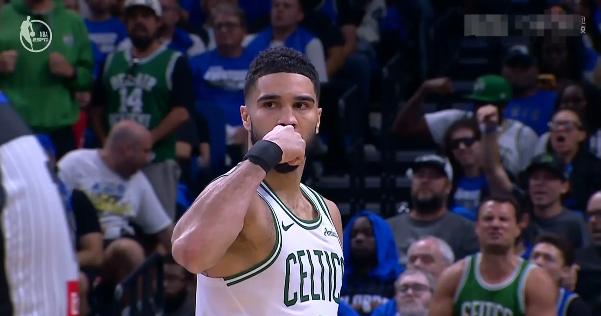 凯尔特人横扫篮网，塔图姆砍下30分