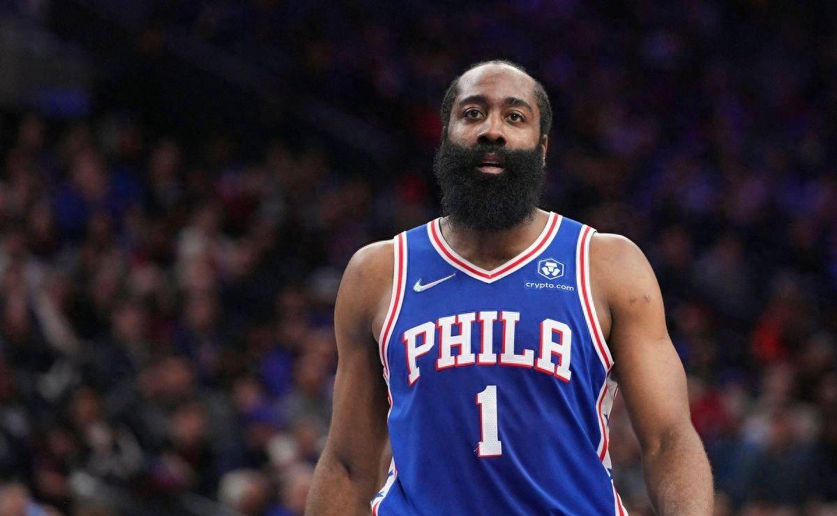 76人再胜老鹰,东部半决赛领先优势扩大 76人再胜老鹰,东部半决赛领先优势扩大