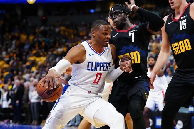 福建队逆转快船,克莱扛起全队 福建队逆转快船,克莱扛起全队