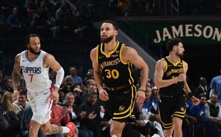 福建队逆转快船,克莱扛起全队 福建队逆转快船,克莱扛起全队